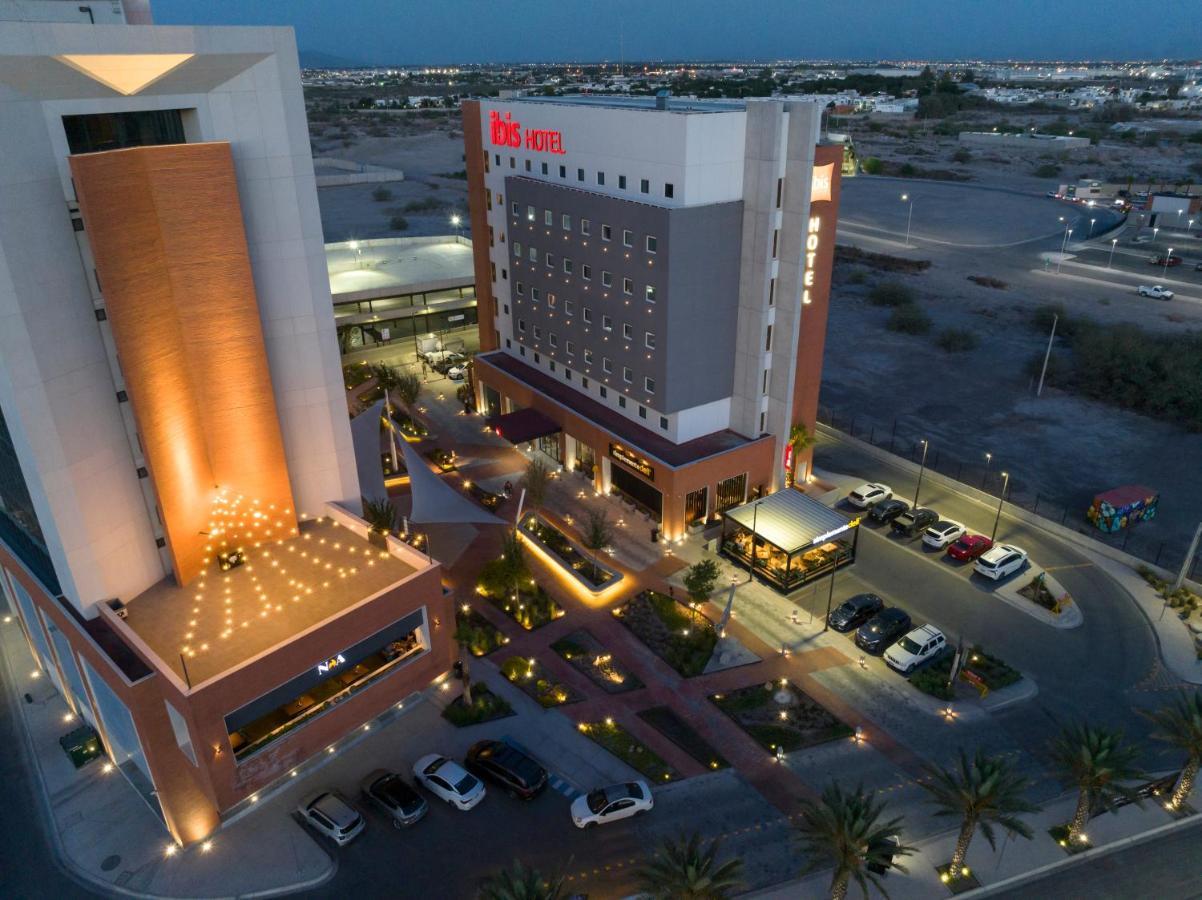 Ibis Torreon Hotel Exterior photo