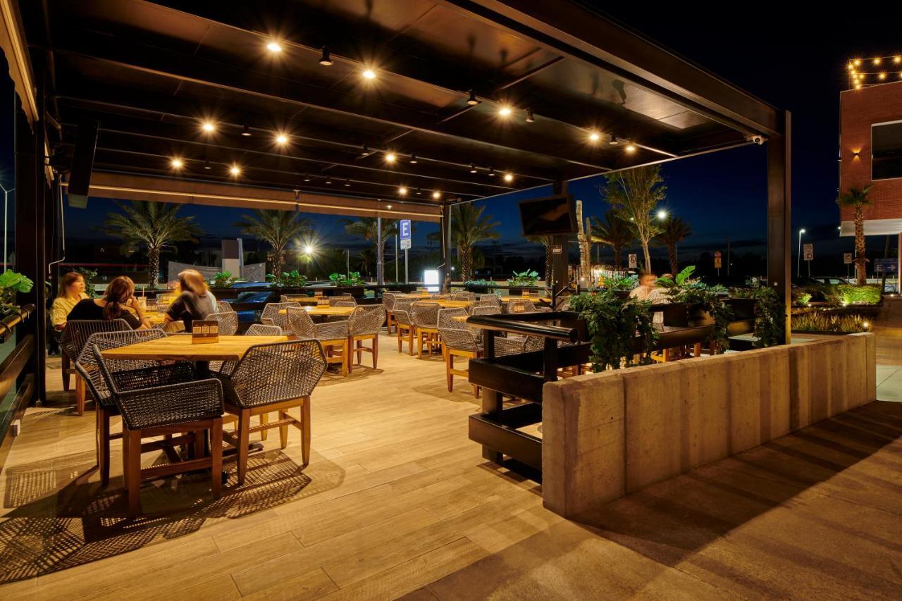 Ibis Torreon Hotel Exterior photo