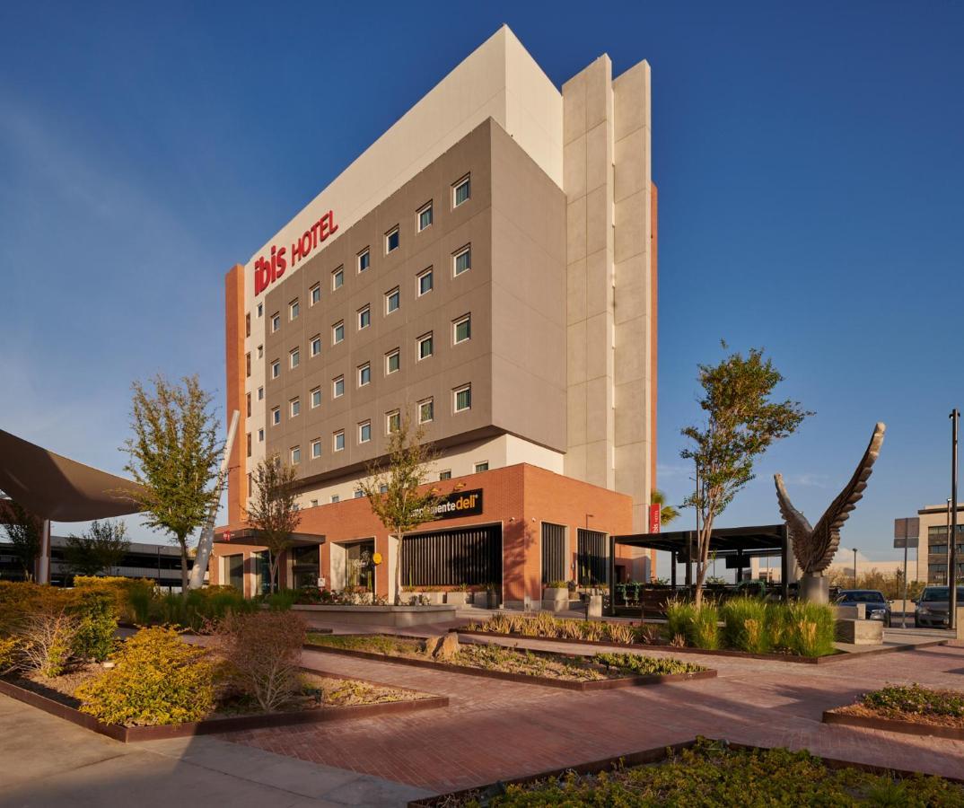 Ibis Torreon Hotel Exterior photo